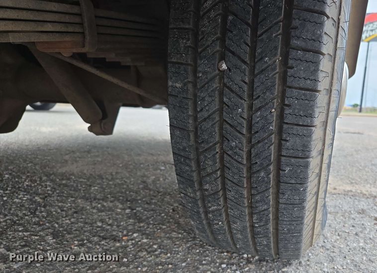 image for item EL2058 1997 Ford E350 ambulance