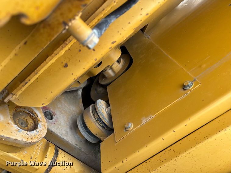 image for item EM3830 2002 Caterpillar 140H motor grader