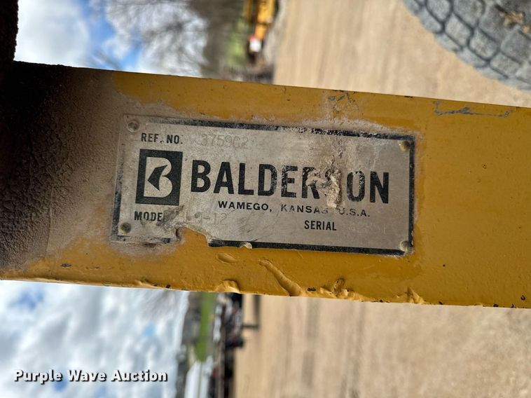 image for item EM3830 2002 Caterpillar 140H motor grader