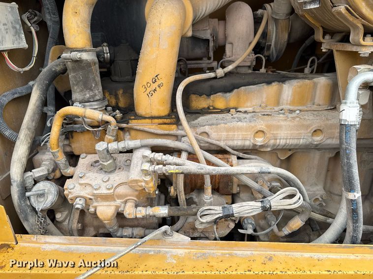 image for item EM3830 2002 Caterpillar 140H motor grader