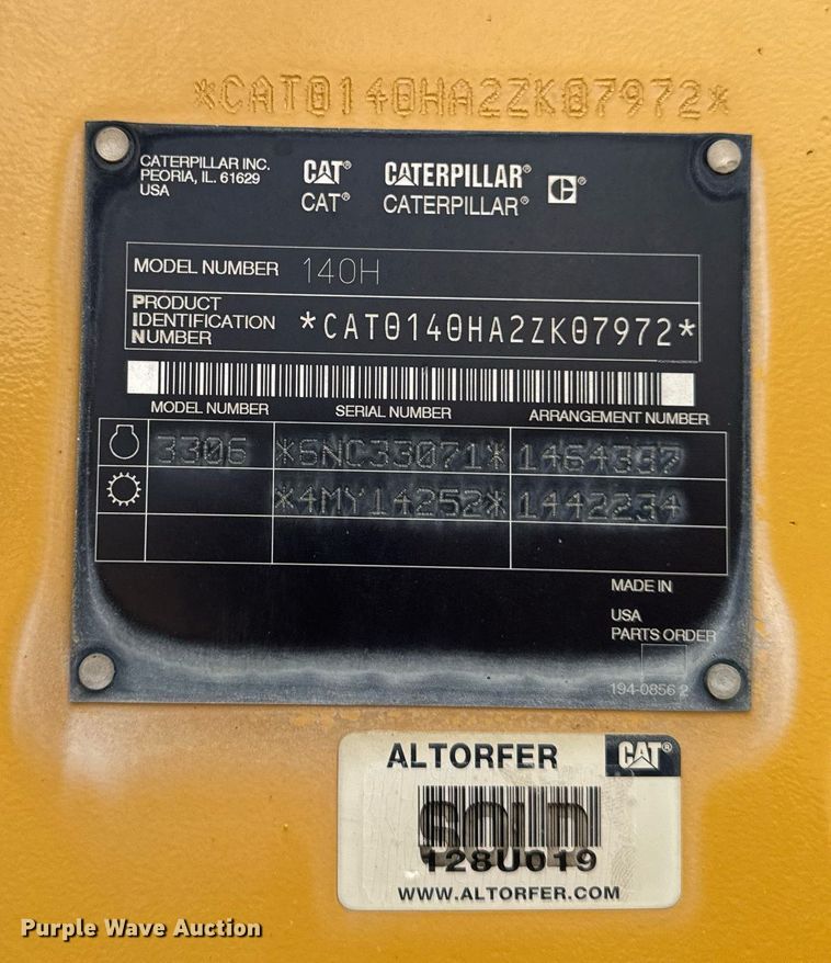 image for item EM3830 2002 Caterpillar 140H motor grader