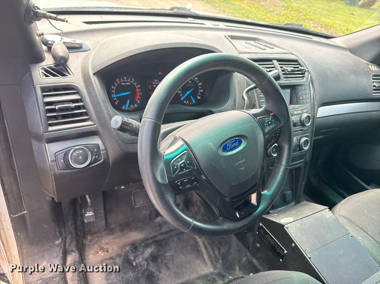 image for item EM3962 2017 Ford Explorer Police Interceptor SUV