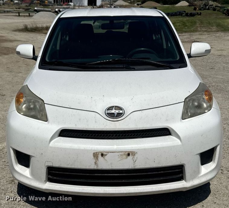 image for item EM3963 2010 Toyota Scion XD 