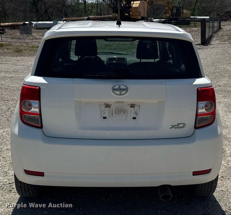 image for item EM3963 2010 Toyota Scion XD 