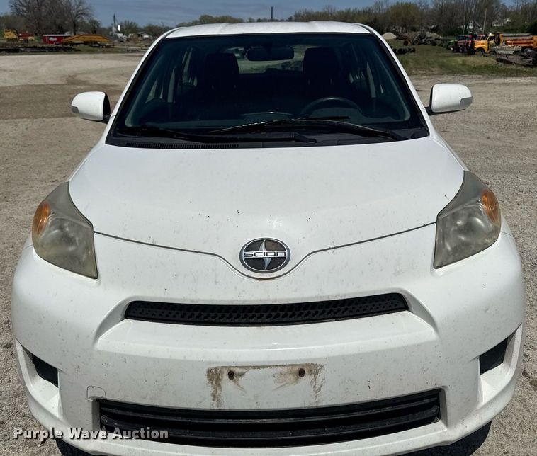 image for item EM3963 2010 Toyota Scion XD 