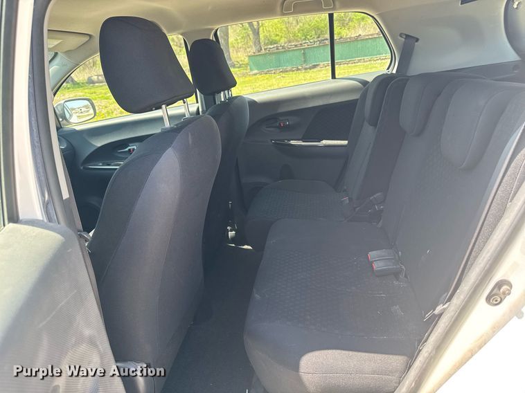 image for item EM3963 2010 Toyota Scion XD 