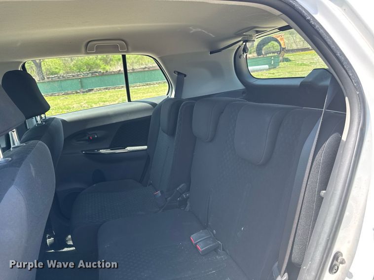 image for item EM3963 2010 Toyota Scion XD 