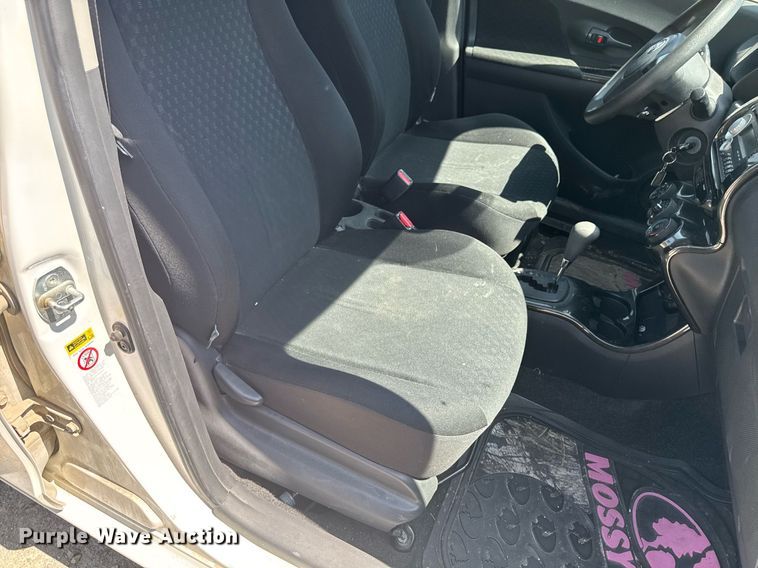 image for item EM3963 2010 Toyota Scion XD 