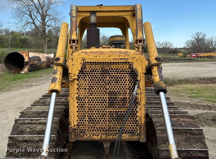 image for item EM3964 1985 Caterpillar D6D dozer