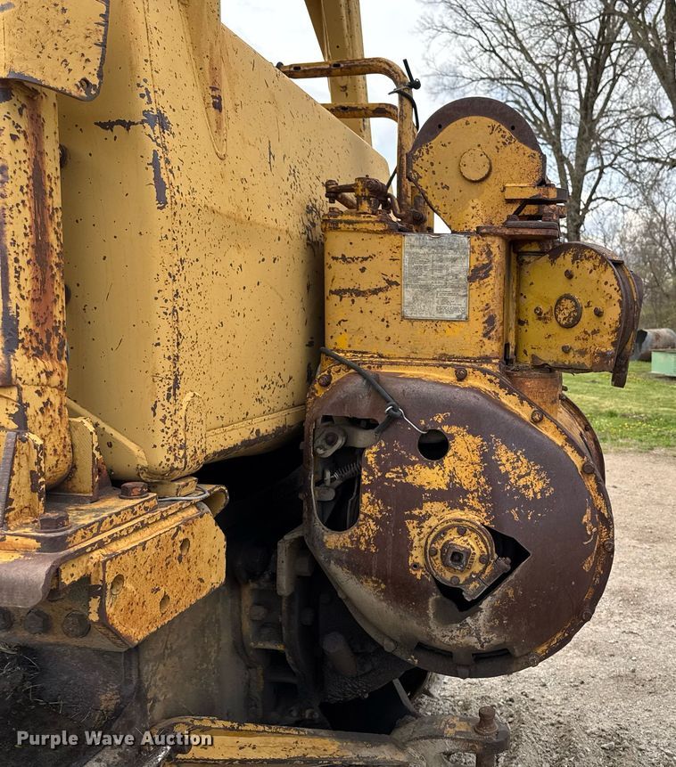 image for item EM3964 1985 Caterpillar D6D dozer