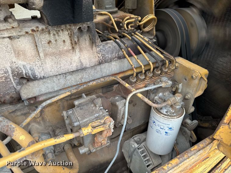 image for item EM3964 1985 Caterpillar D6D dozer