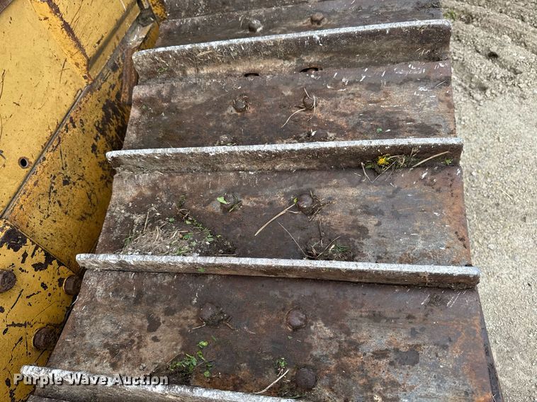 image for item EM3964 1985 Caterpillar D6D dozer