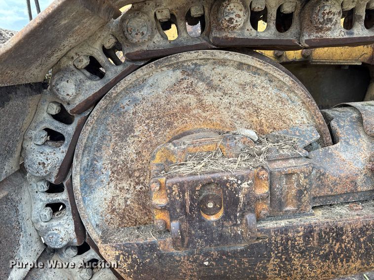 image for item EM3964 1985 Caterpillar D6D dozer