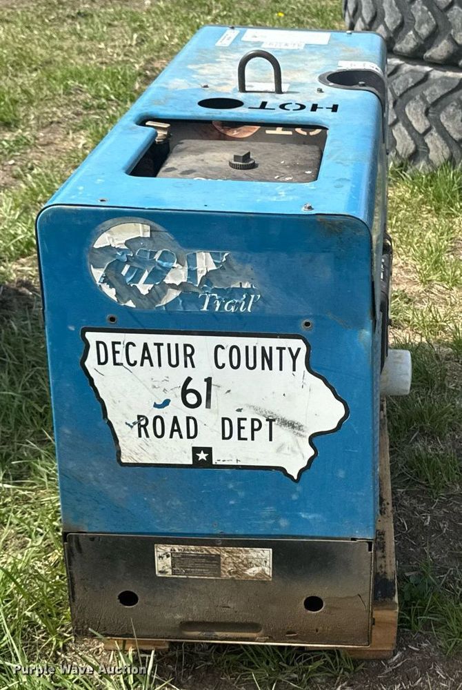 image for item EM3965 Miller Trailblazer 251 welder/generator