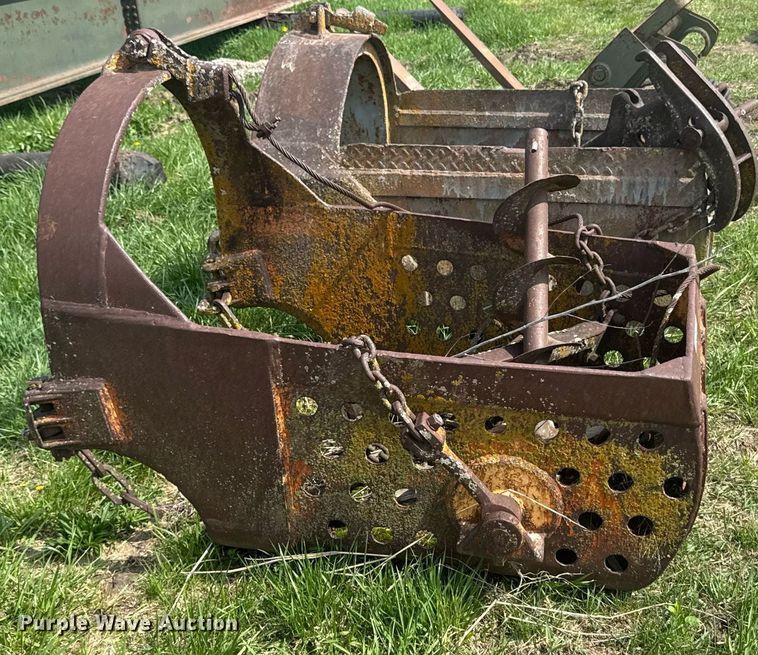 image for item EM3969 36