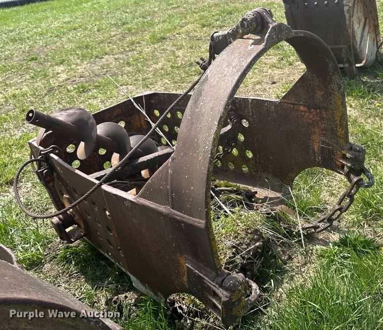 image for item EM3969 36