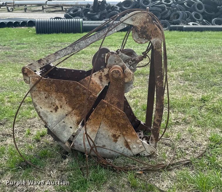 image for item EM3971 Owen 24