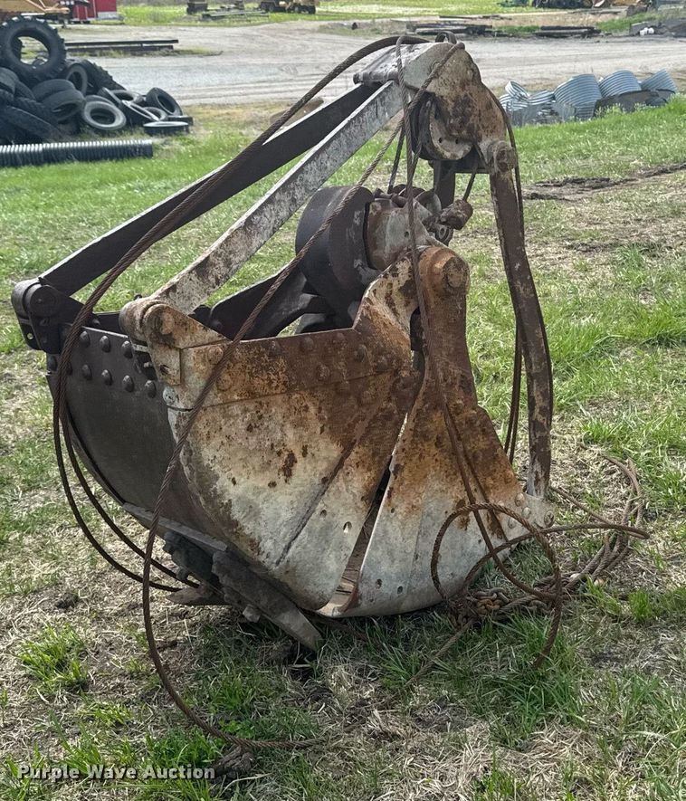 image for item EM3971 Owen 24