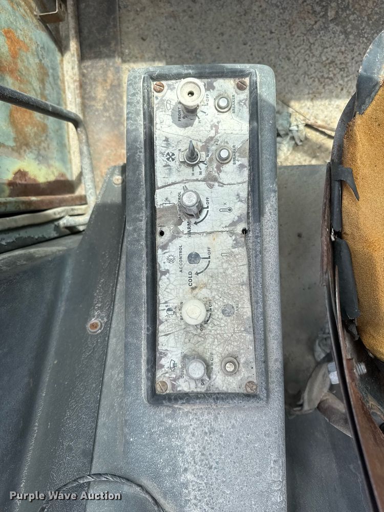 image for item EM3972 1980 Case MW24C wheel loader