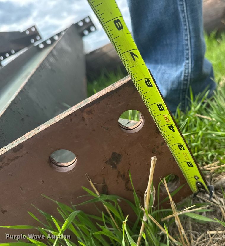 image for item EM3973 Approximately 20 I-beams