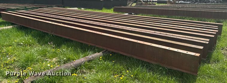 image for item EM3976 (10) I-beams