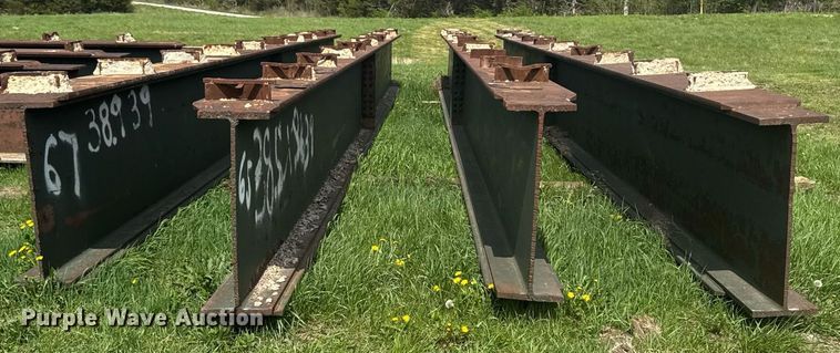 image for item EM3981 (4) I-beams