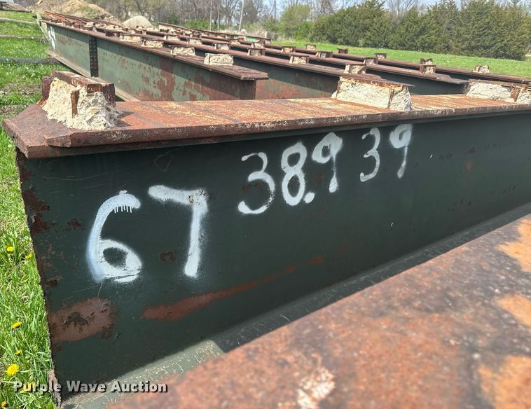 image for item EM3981 (4) I-beams