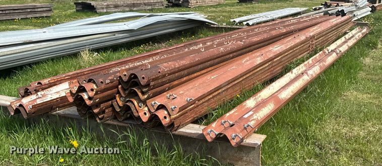 image for item EM3983 Approximately 33 guardrails