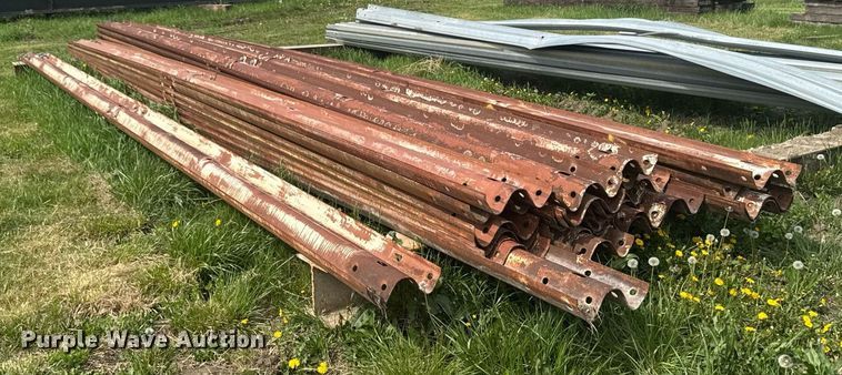 image for item EM3983 Approximately 33 guardrails