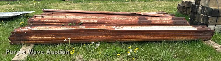 image for item EM3989 Approximately 35 guardrails
