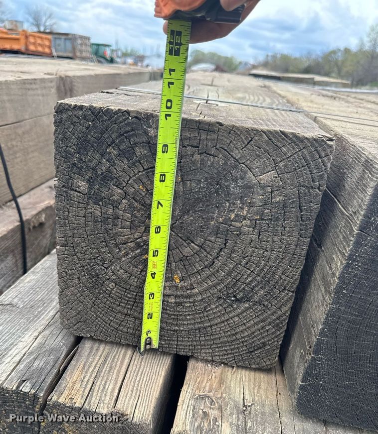 image for item EM3994 (15) wood beams