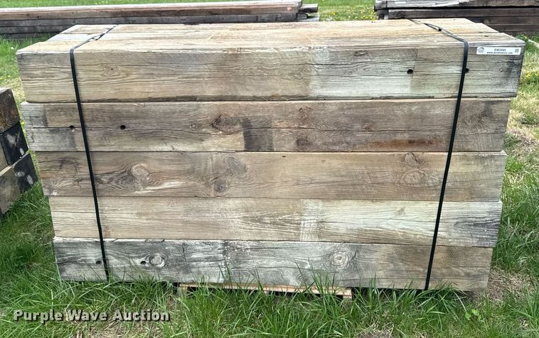 image for item EM3995 (15) wood beams