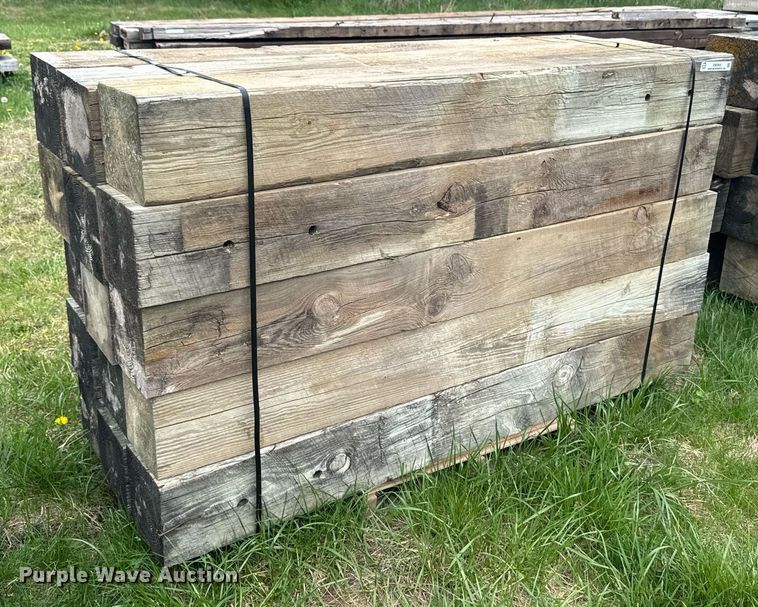 image for item EM3995 (15) wood beams