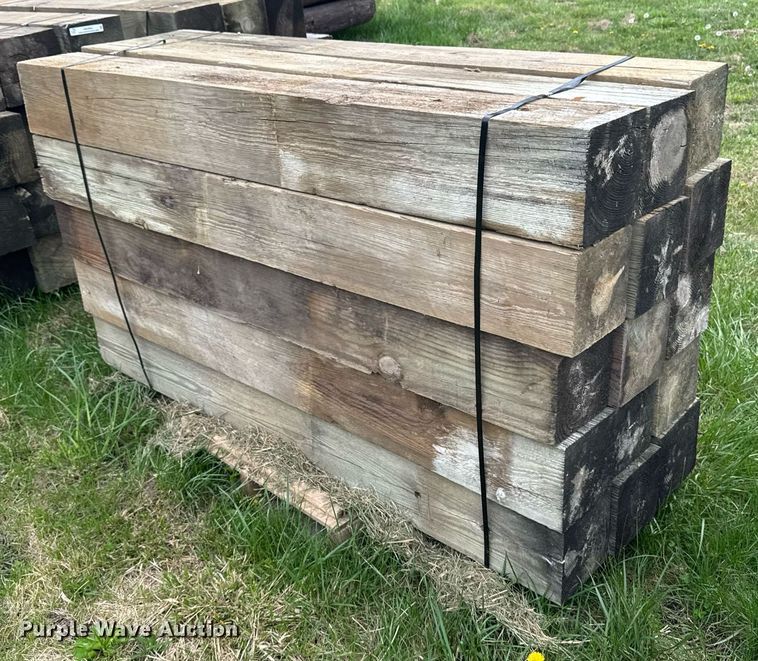 image for item EM3995 (15) wood beams