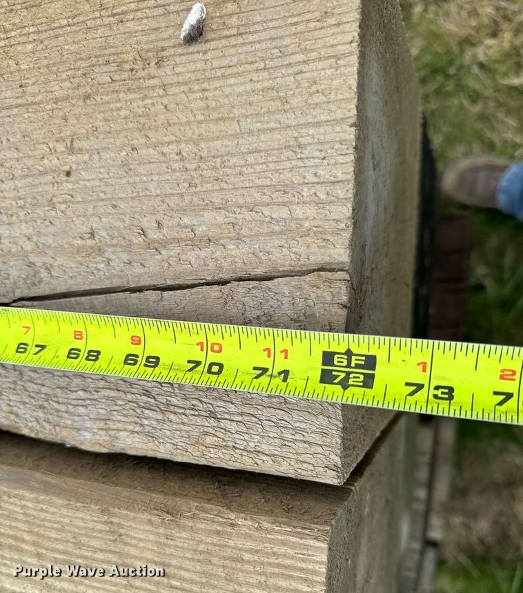 image for item EM3995 (15) wood beams