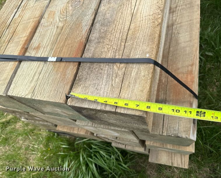 image for item EM3998 (15) wood beams