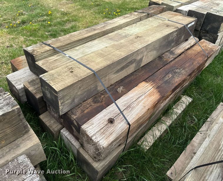 image for item EM3999 (15) wood beams