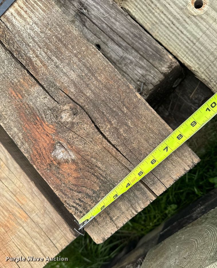 image for item EM3999 (15) wood beams