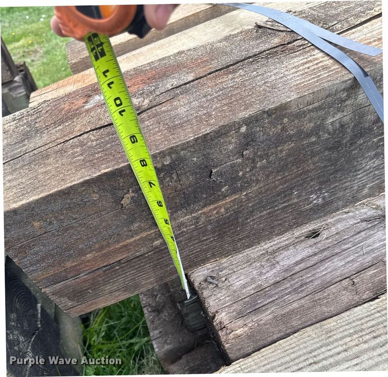 image for item EM3999 (15) wood beams