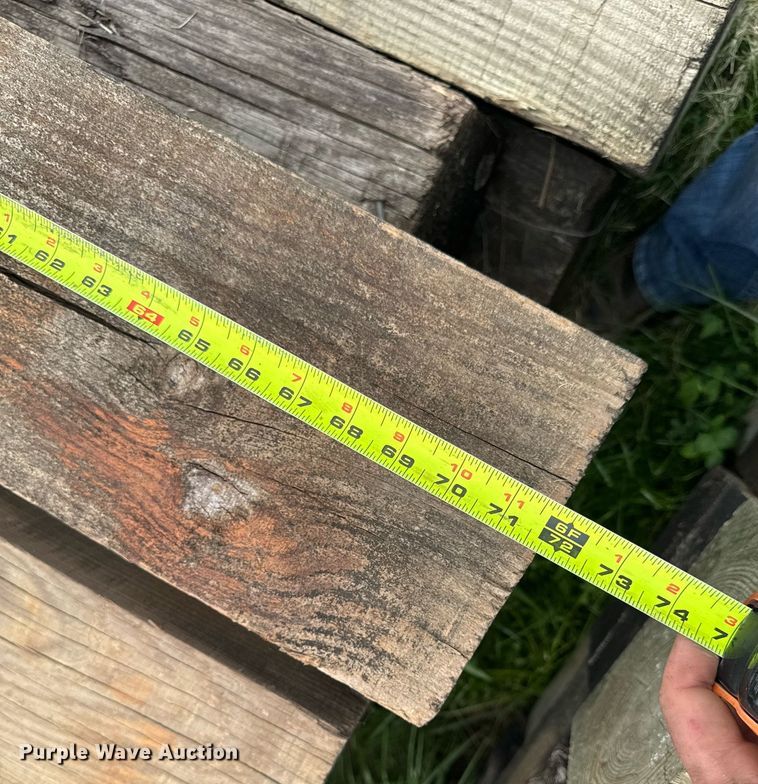 image for item EM3999 (15) wood beams