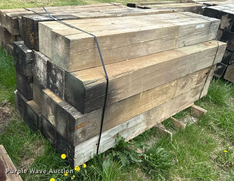 image for item EM4000 (15) wood beams