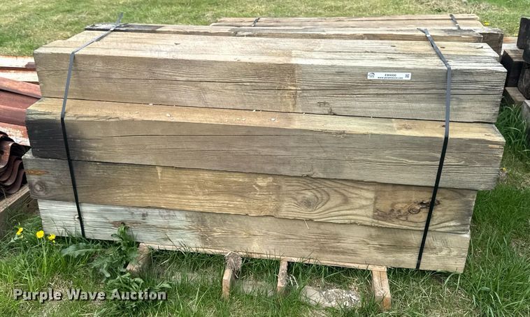 image for item EM4000 (15) wood beams