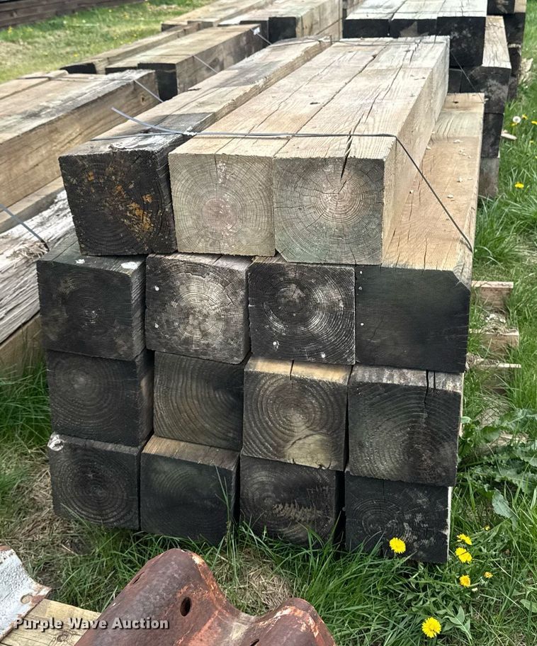 image for item EM4000 (15) wood beams