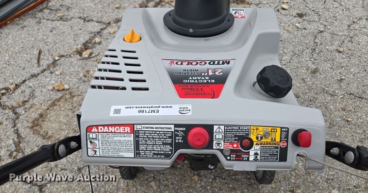 image for item EM7186 (2) snow blowers 