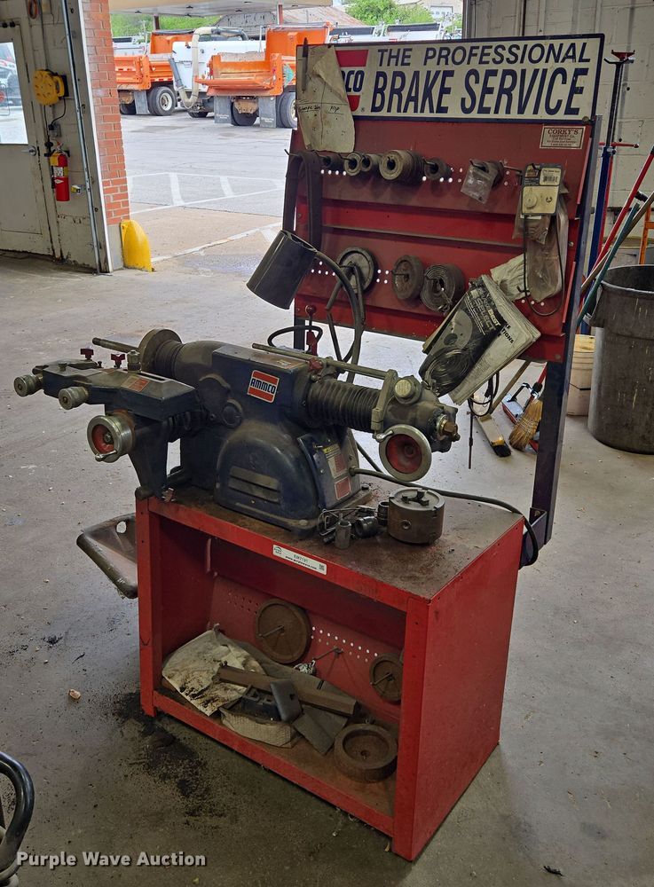 image for item EM7191 Ammco 4000 brake lathe 