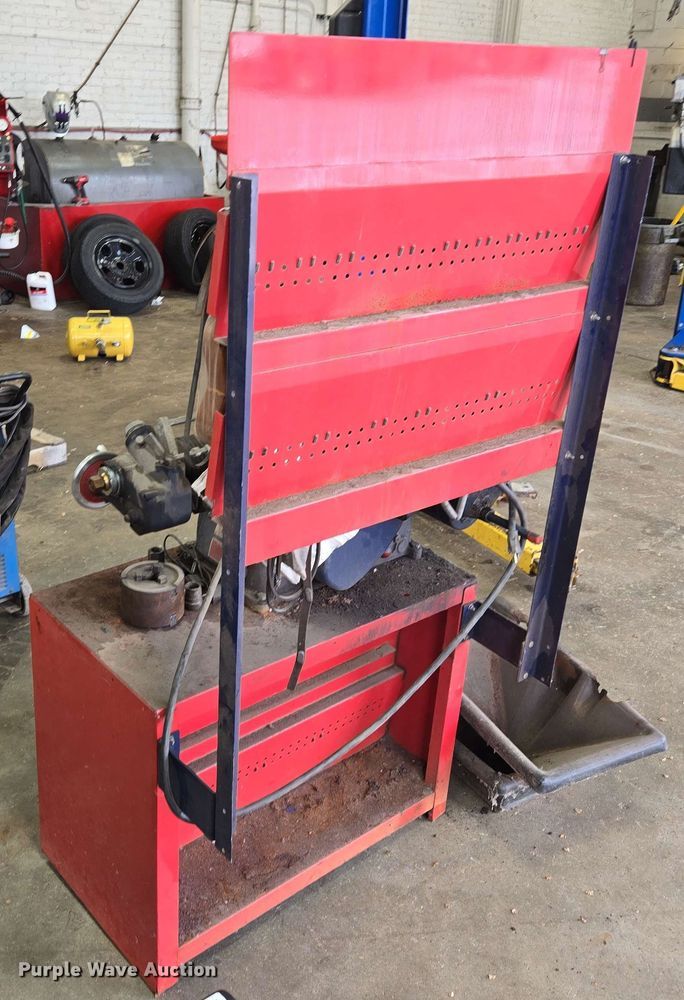 image for item EM7191 Ammco 4000 brake lathe 