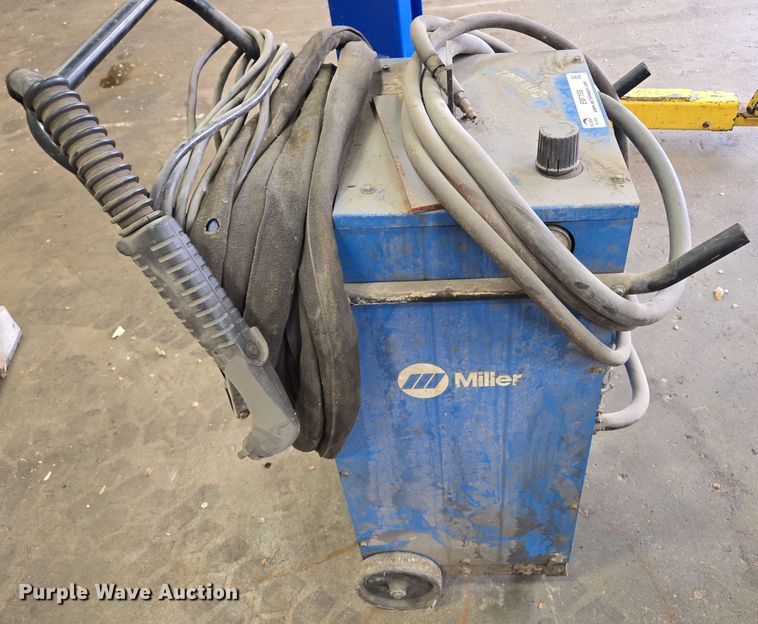 image for item EM7193 Miller  Spectrum 700 plasma cutter