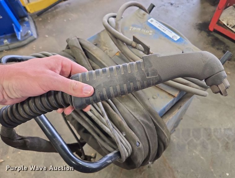 image for item EM7193 Miller  Spectrum 700 plasma cutter