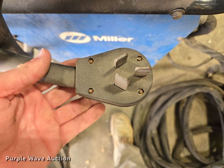 image for item EM7193 Miller  Spectrum 700 plasma cutter