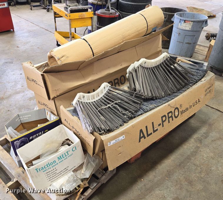 image for item EM7194 Street sweeper parts 